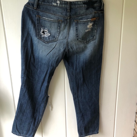 Distressed denim boyfriend jeans - Picture 2 of 3